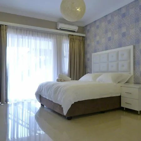 Calabash Inn Guesthouse-2